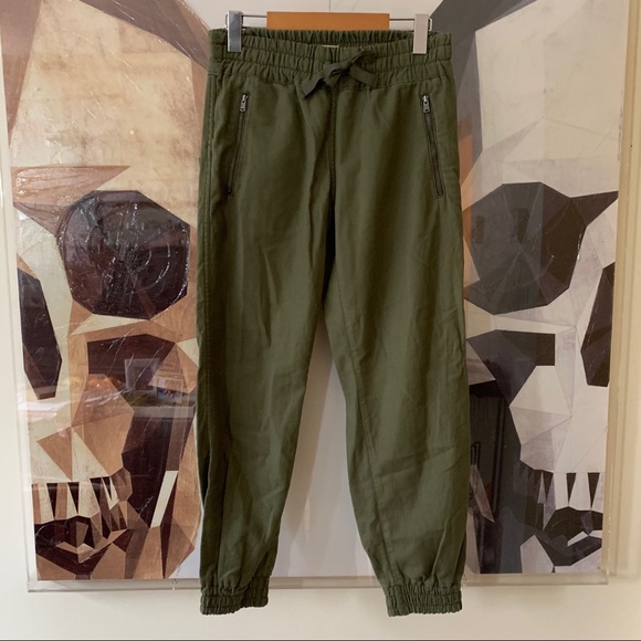 Aritzia Pants - Aritzia TNA jogger pants tie waist zipper pockets